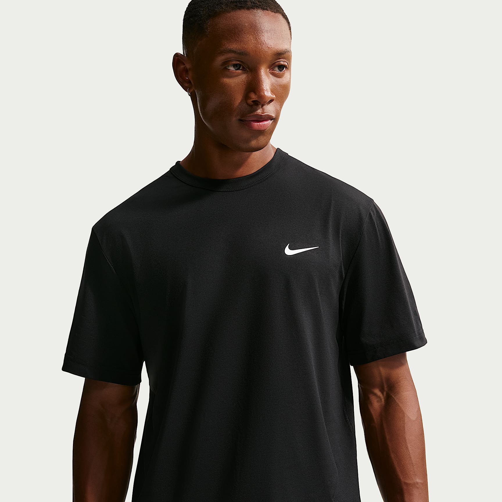 Nike Hyverse Men's Dri-FIT UV Short-sleeve Versatile Top. Nike RO